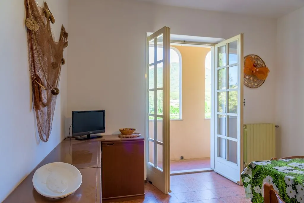 Appartamento Arancio Procchio  Italy